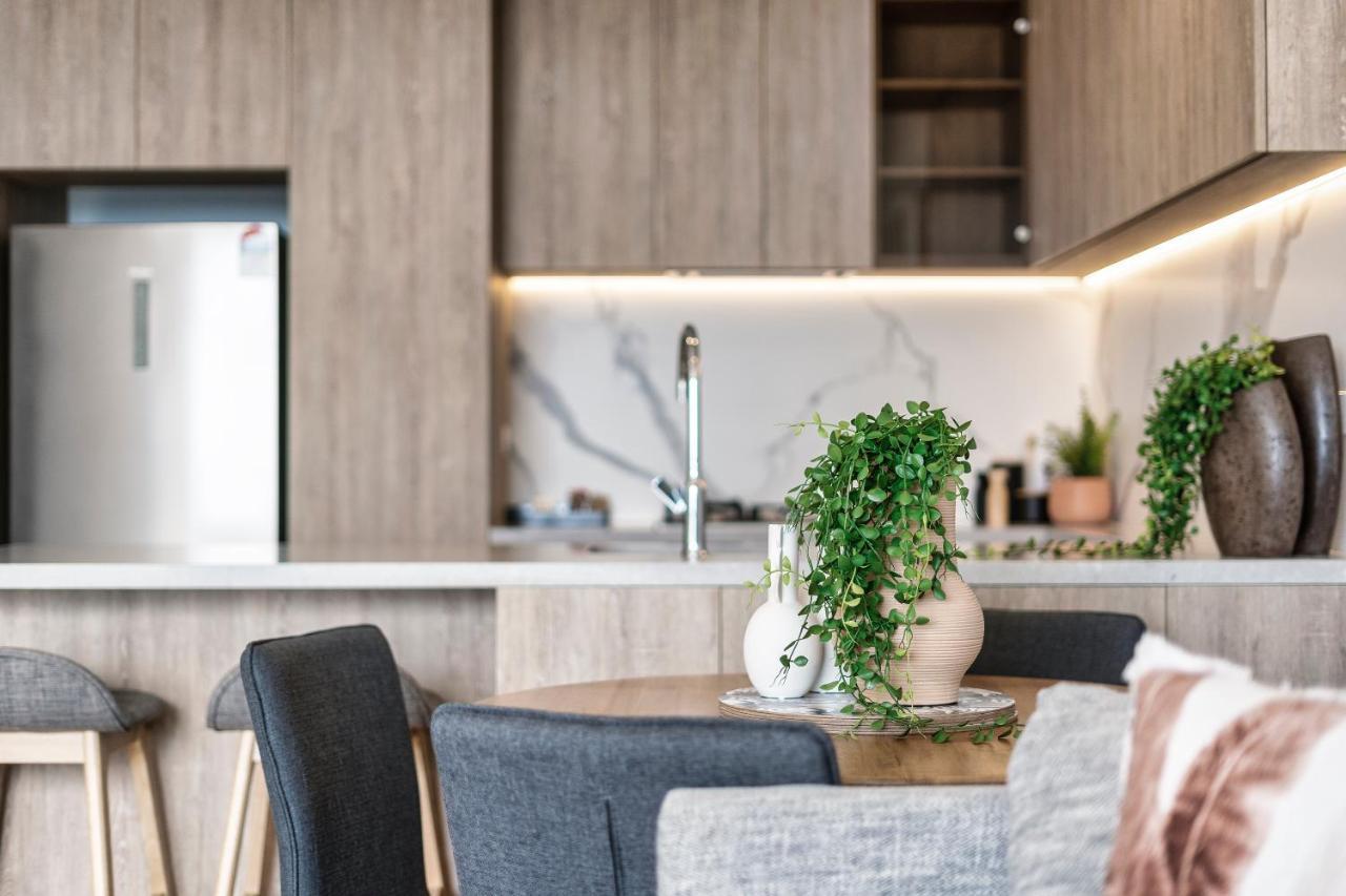 Broadbeach Casino Private Apartments - Gclr Голд-Кост Экстерьер фото